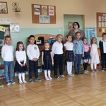 Dzieci-przedszkolaki z Choroszczy uczestniczące w Dniu Nauczyciela 2020